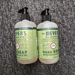 Mrs. Meyer's Clean Day Hand Soap - Iowa Pine (2 Bottles)